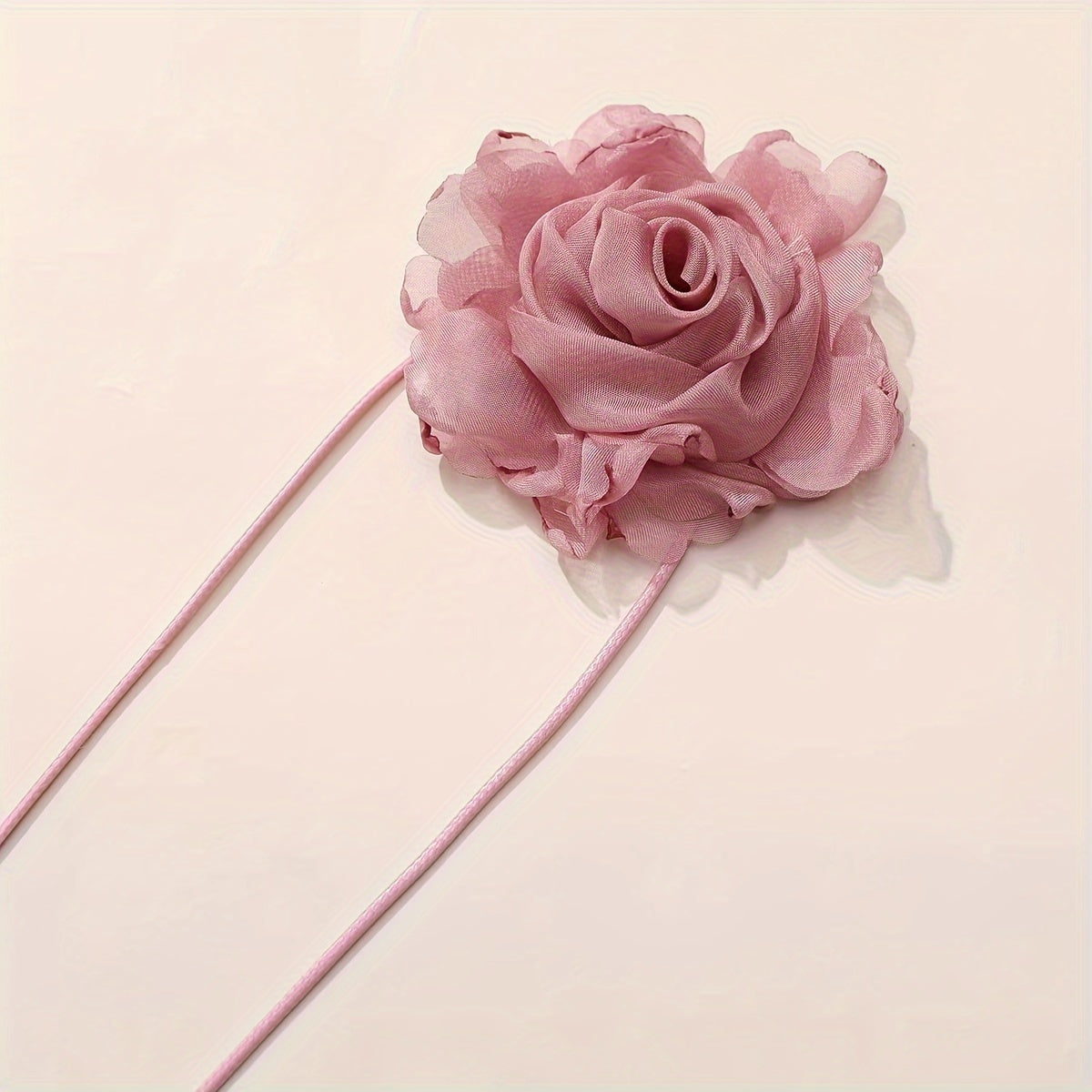 Universal floral accessory