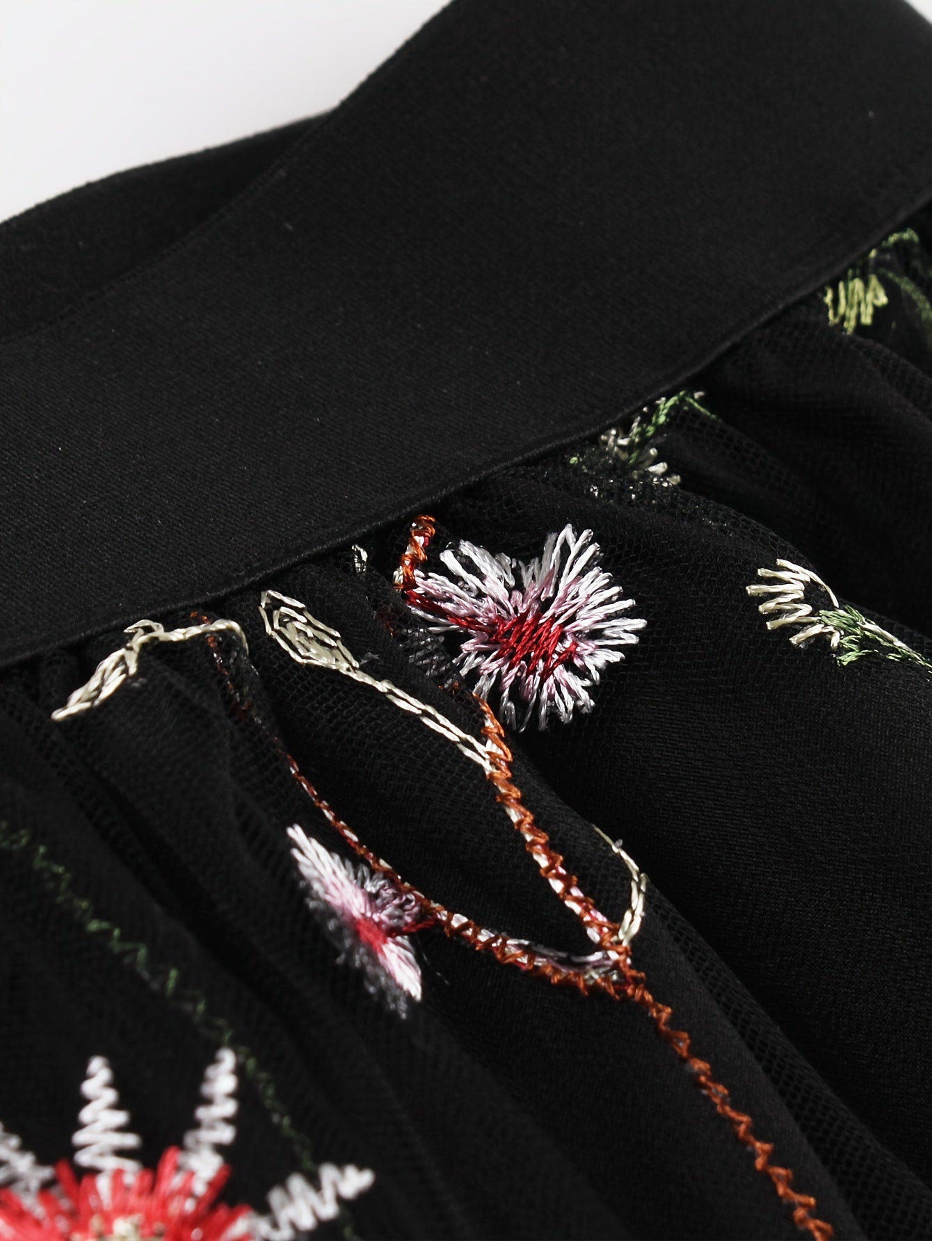 Women's mid-length skirt