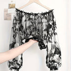 Průsvitný síťovaný crop top s háčkováním a květinovou výšivkou