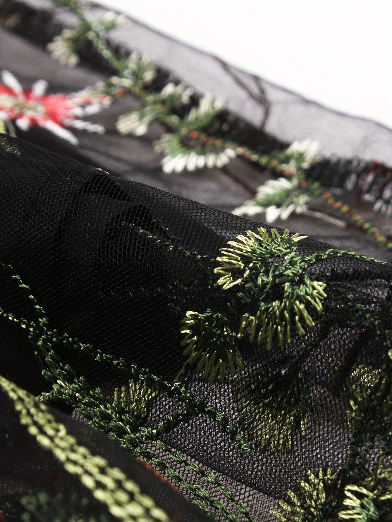 Women's mid-length skirt