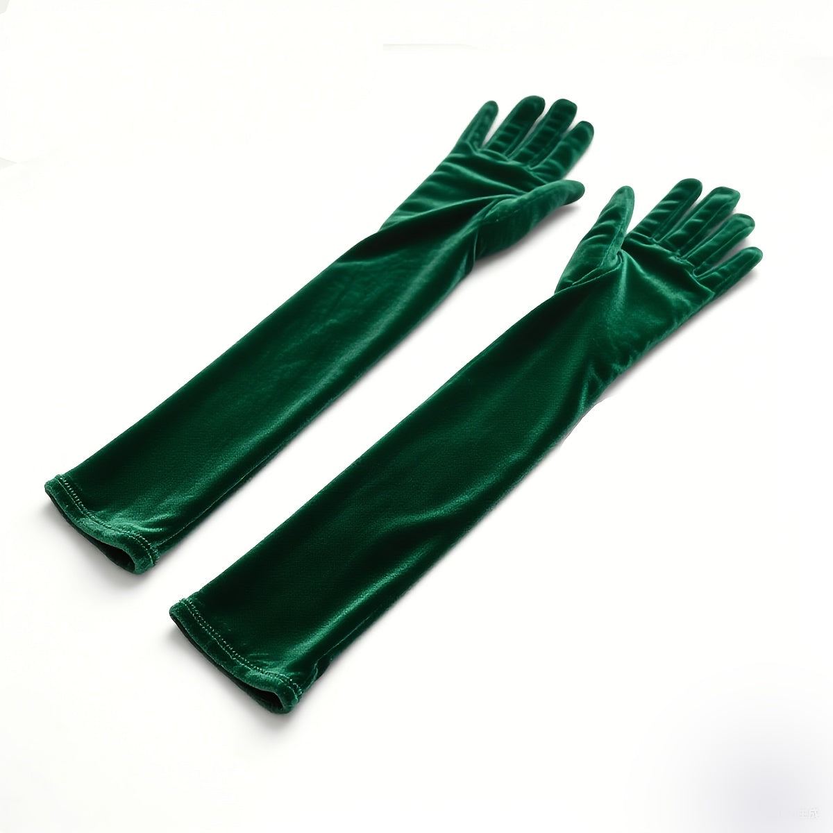 Long velvet gloves in the style of the 1920s