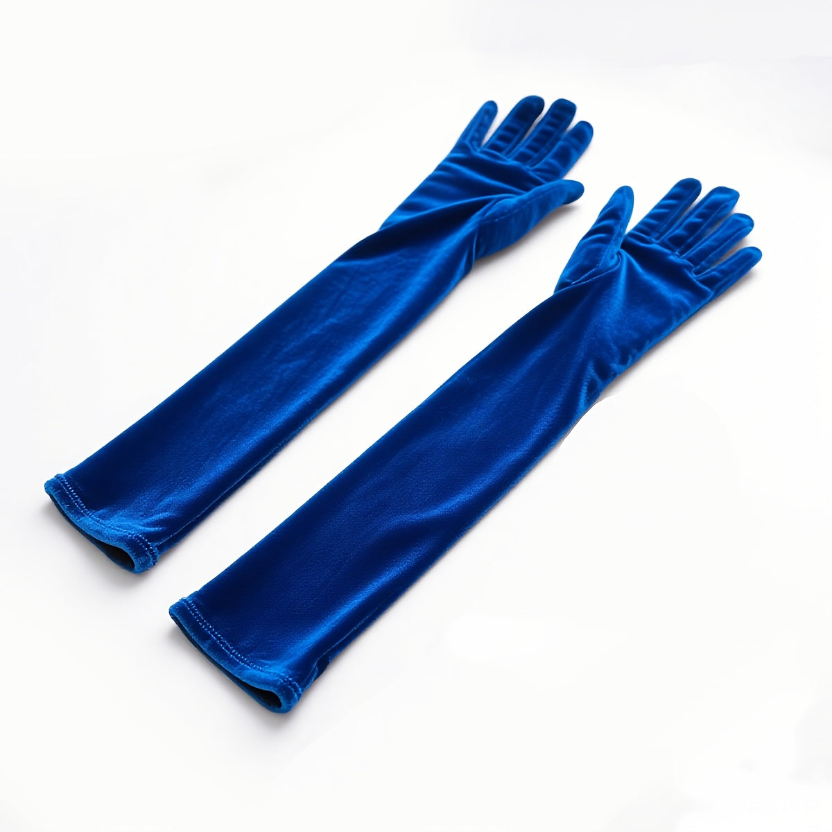 Long velvet gloves in the style of the 1920s