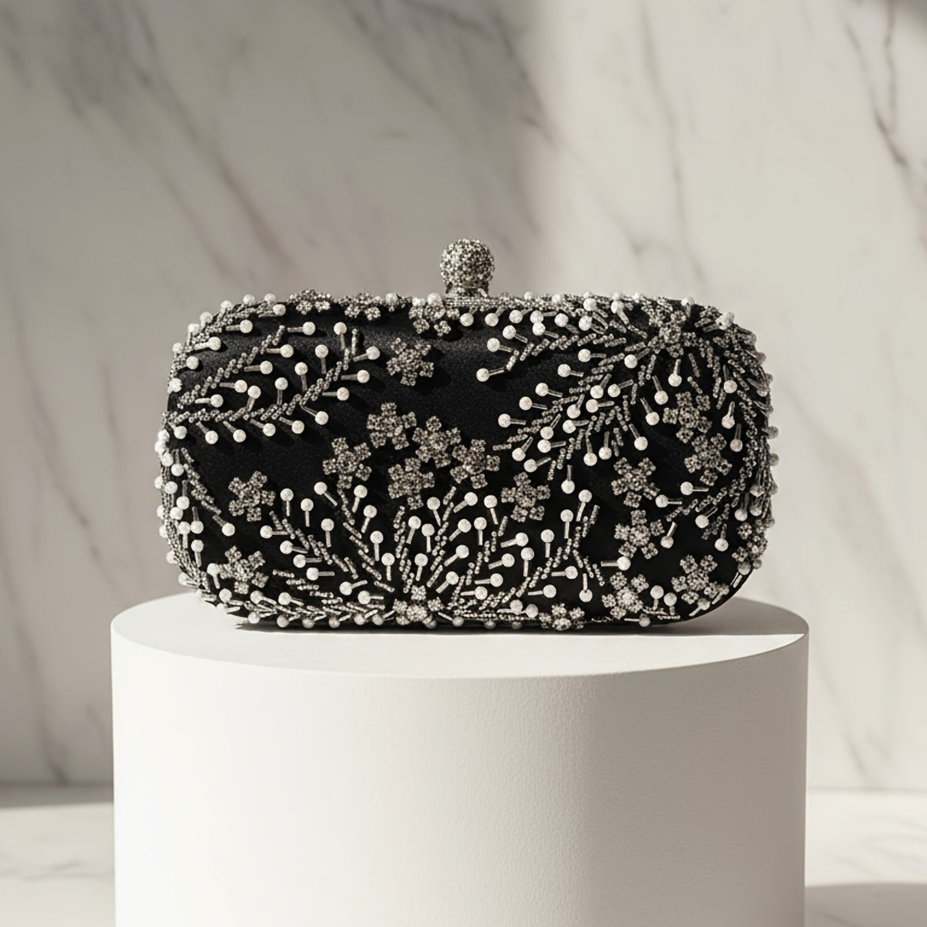 Luxurious clutch bag with rhinestone decoration