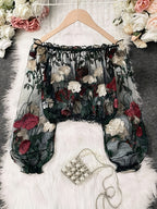 Průsvitný síťovaný crop top s háčkováním a květinovou výšivkou