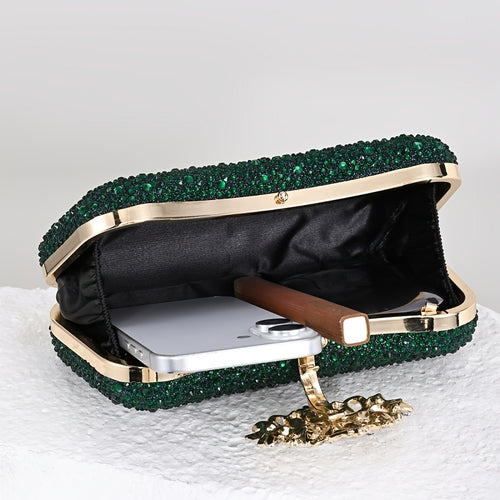 Clutch s kamínky a zapínáním na klip