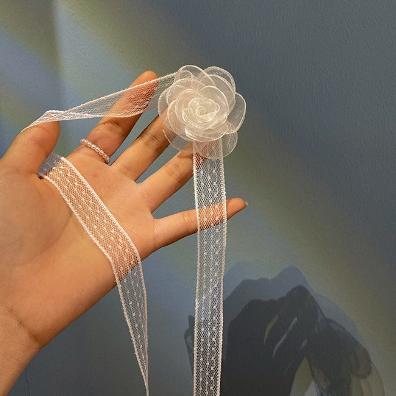 Stylish floral accessory